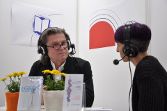 LBM230427_8-4